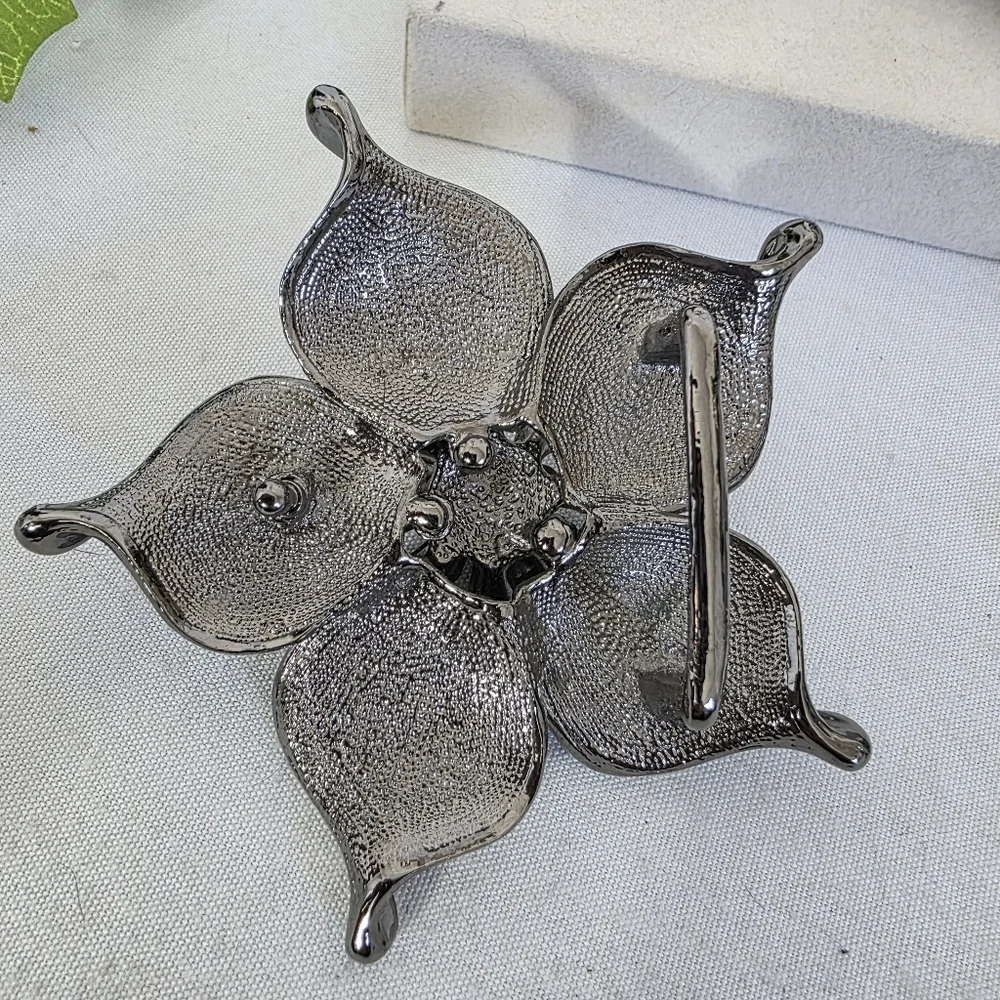 Unique Metal Belt Buckle Painted Flower With Crystal Stones Blue Grey Green